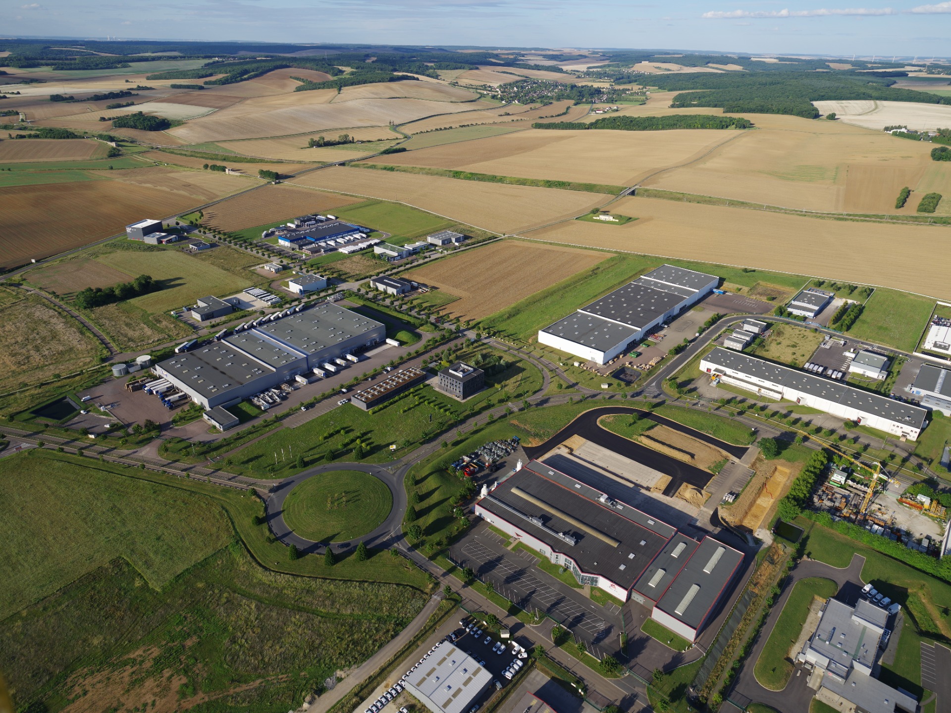 ZONE DES VAUGUILLETTES - INDUSTRIE ET LOGISTIQUE
